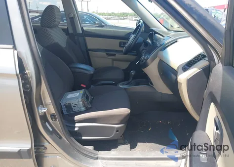 2011 Kia Soul ! from USA, damaged, VIN KNDJT2A2XB7238682